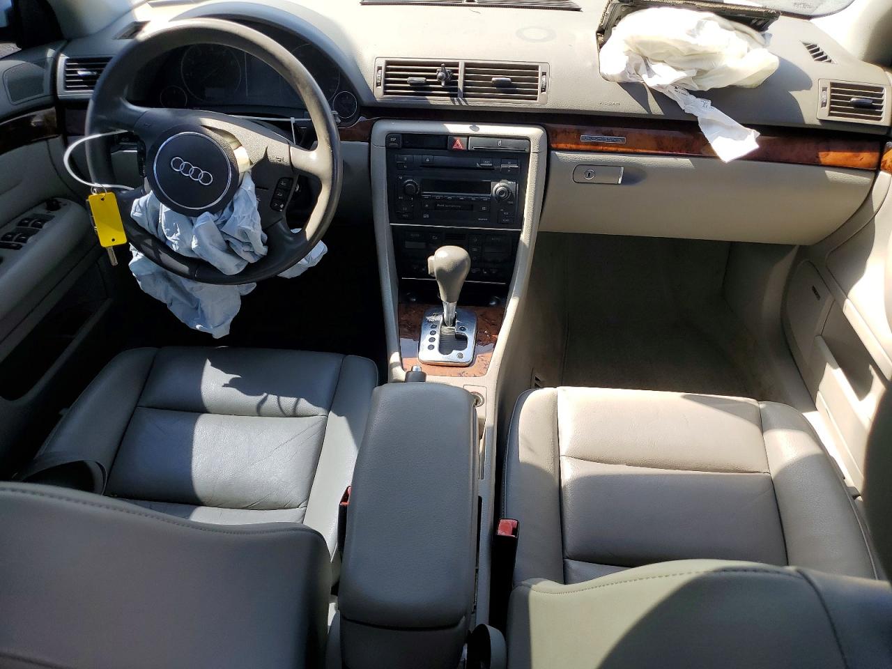2005 Audi A4 3.0 Quattro Белый vin: WAULT68EX5A032900