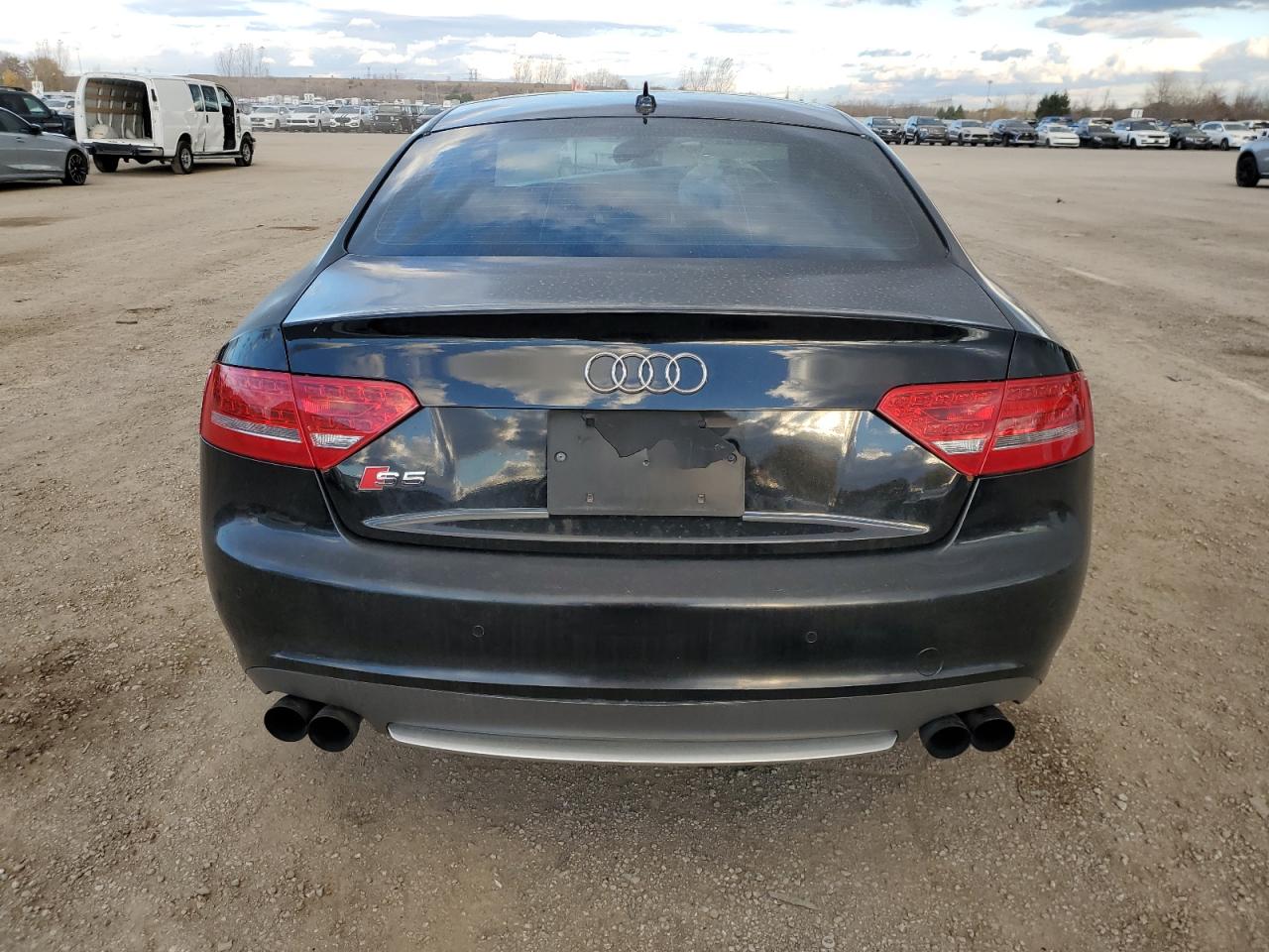 2011 Audi S5 Premium Черный vin: WAULVBFR3BA042091