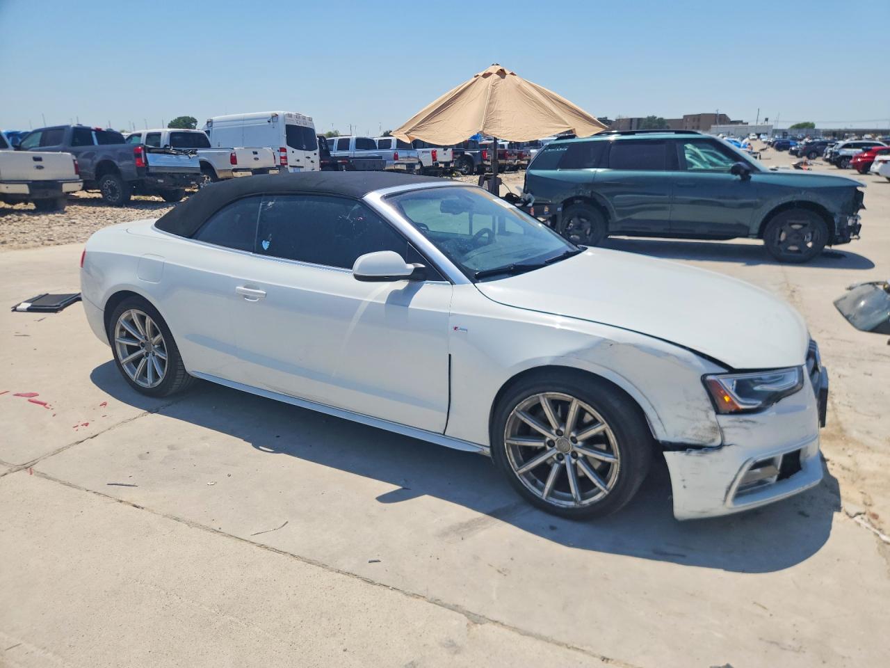 2016 Audi A5 Premium Plus S-line Белый vin: WAUM2AFH6GN003185