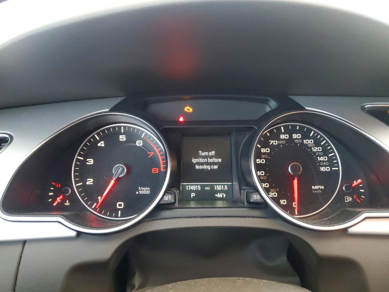 2016 Audi A5 Белый vin: WAUM2AFR8GA045373