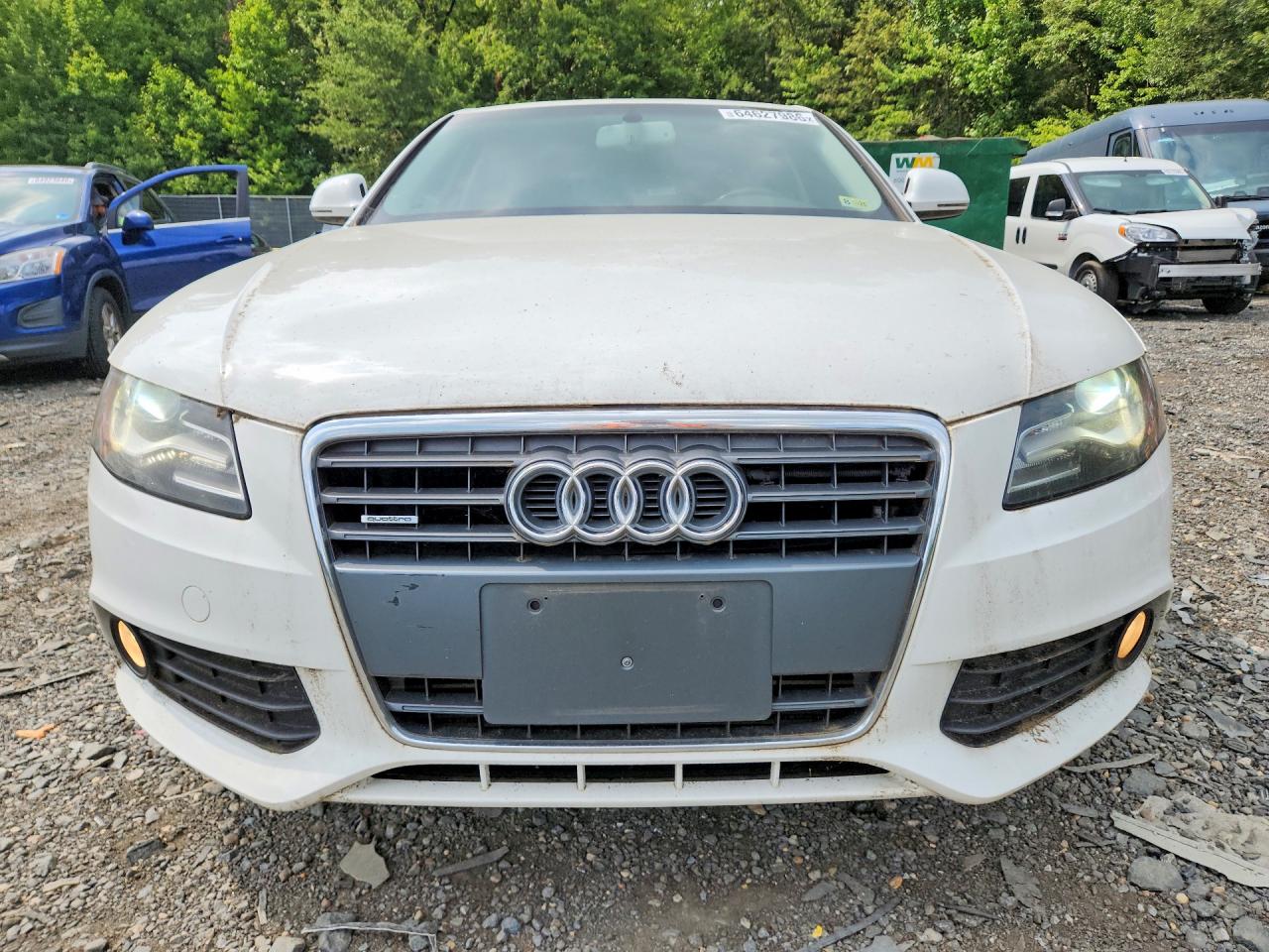 2009 Audi A4 Prestige White vin: WAUMF78K39N032534