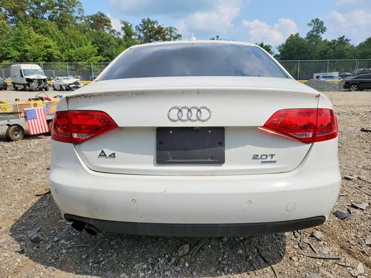 2009 Audi A4 Prestige White vin: WAUMF78K39N032534