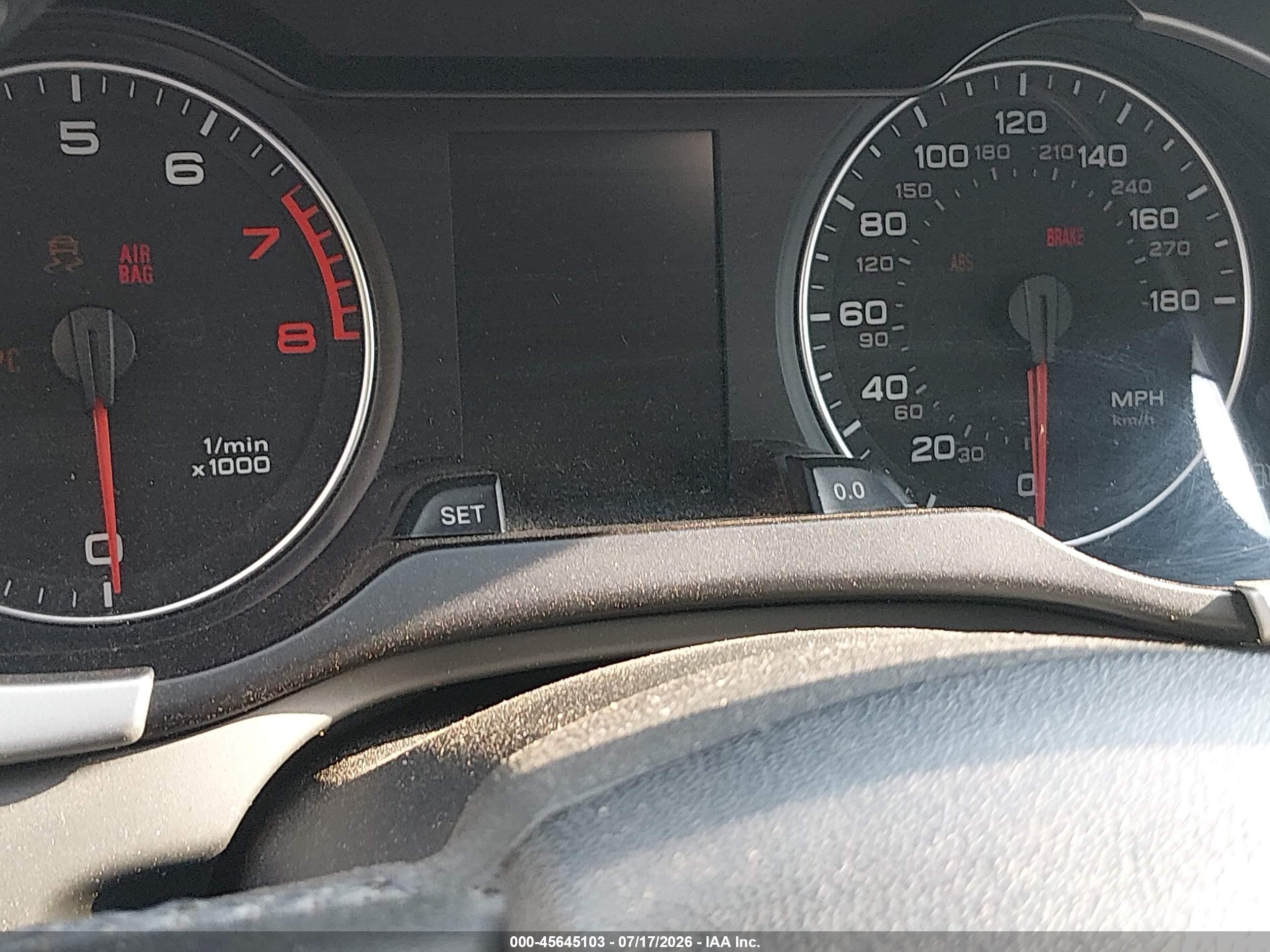 2009 Audi A4 2.0t Premium White vin: WAUMF78K99N035602