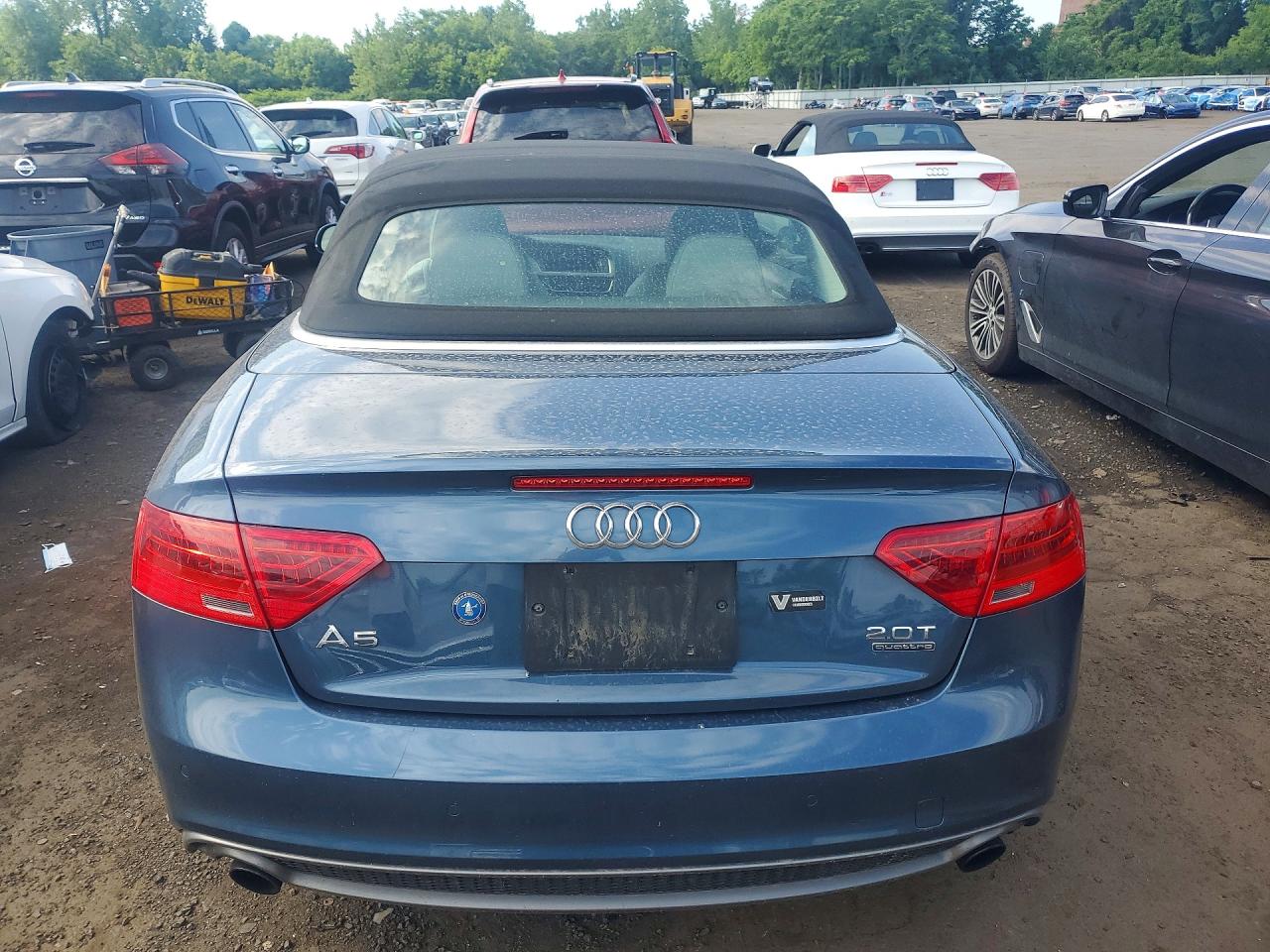 2015 Audi A5 Premium Plus Blue vin: WAUMFAFH8FN005460