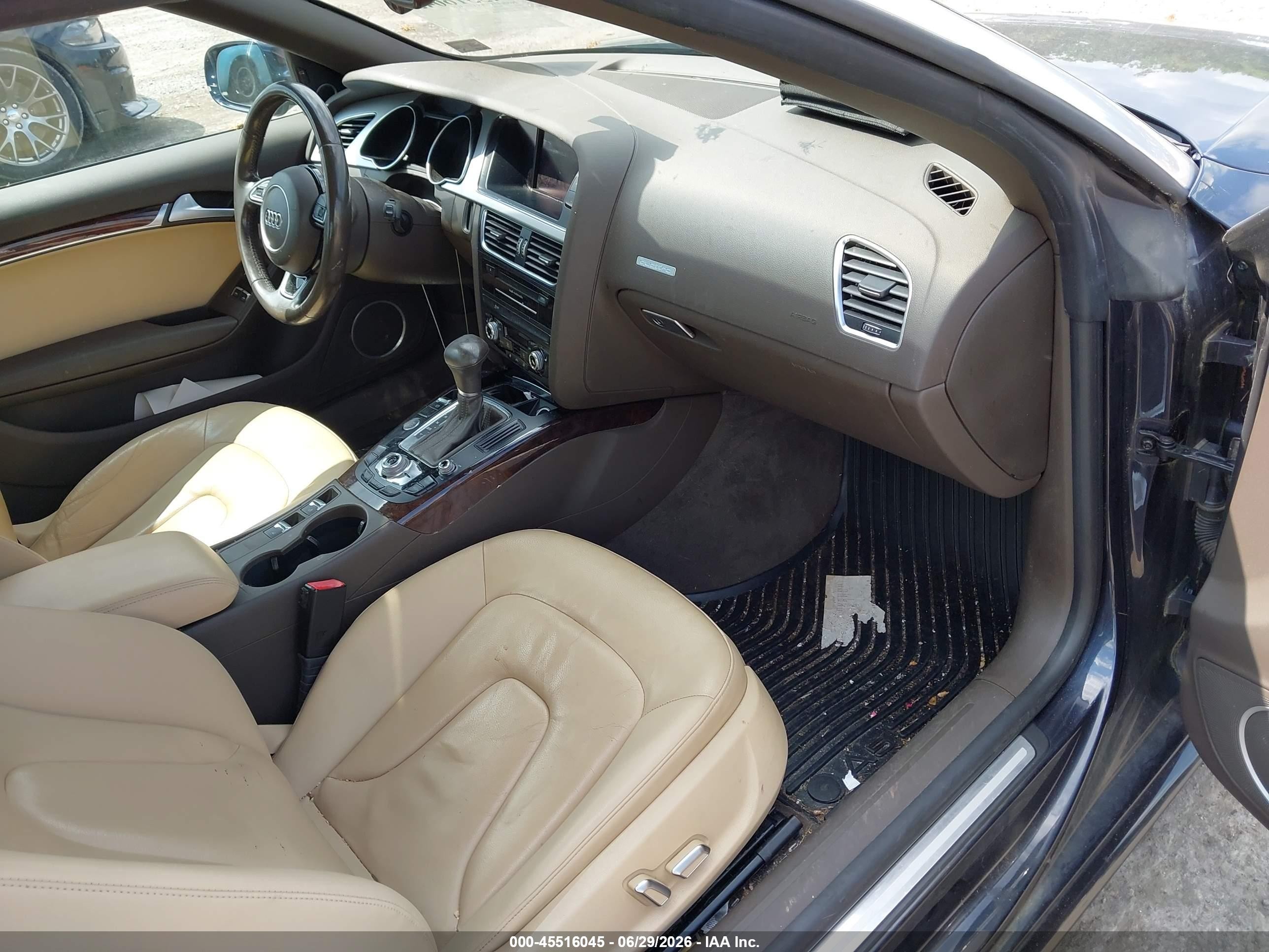 2015 Audi A5 2.0t Premium Blue vin: WAUMFAFH8FN010416