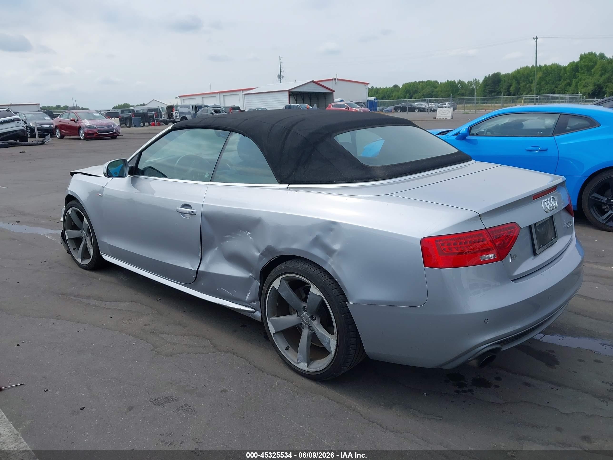 2015 Audi A5 2.0t Premium Silver vin: WAUMFAFHXFN004374