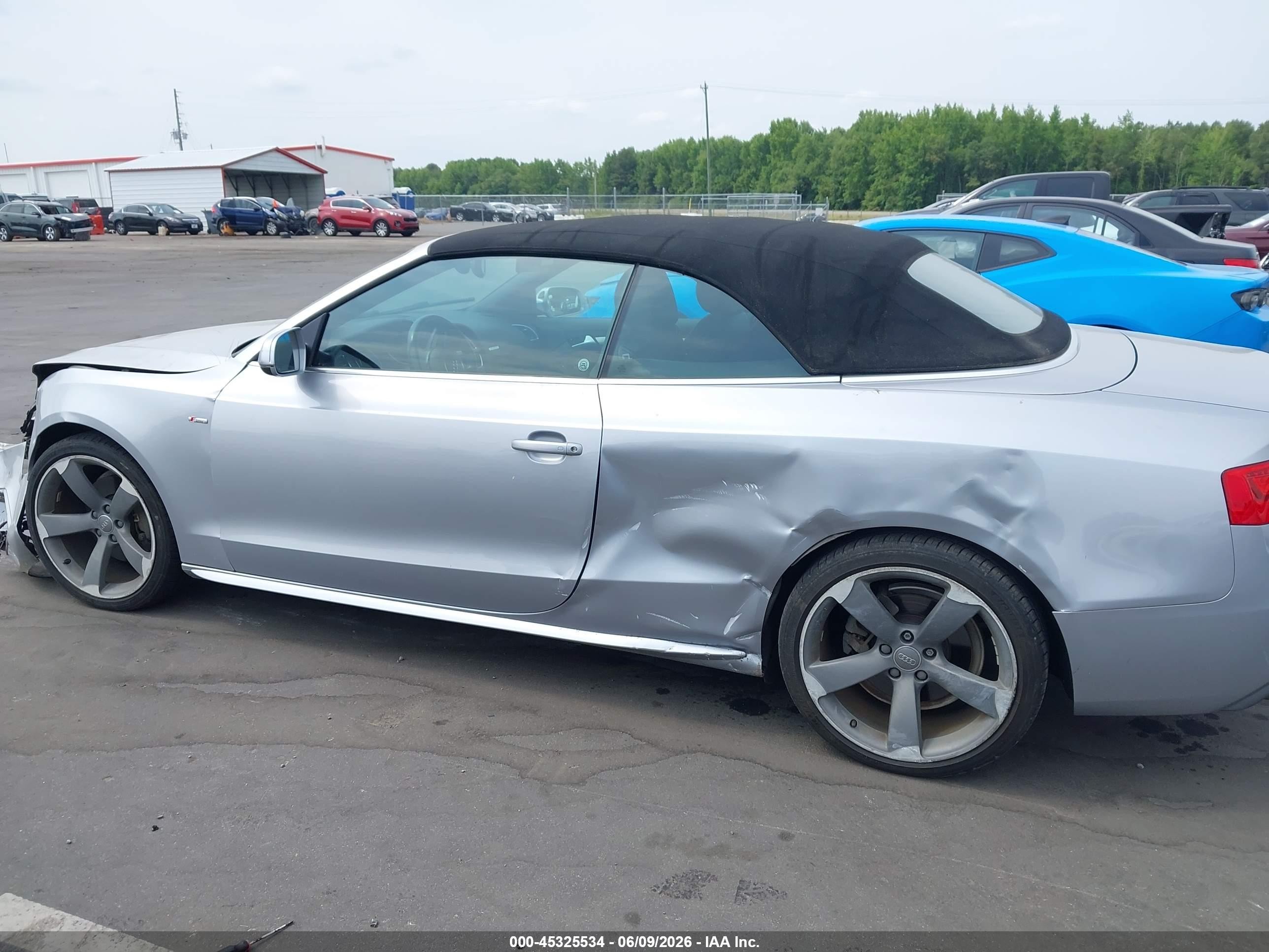 2015 Audi A5 2.0t Premium Silver vin: WAUMFAFHXFN004374