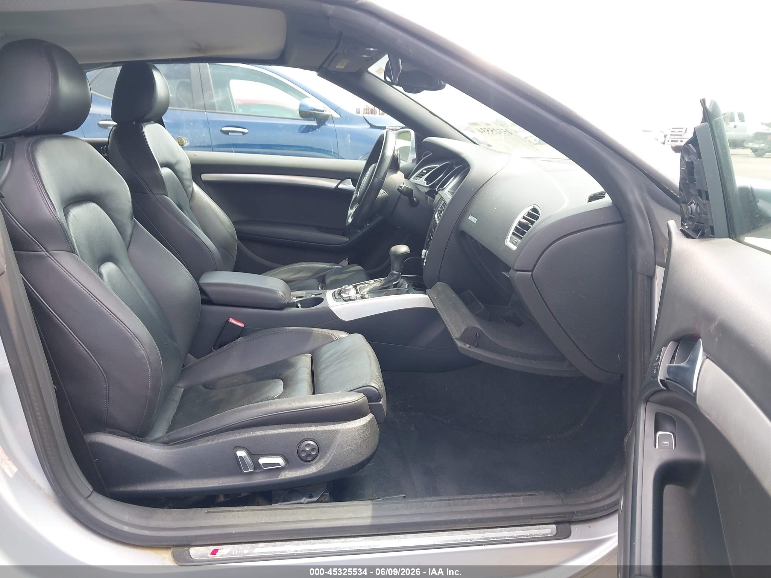 2015 Audi A5 2.0t Premium Silver vin: WAUMFAFHXFN004374