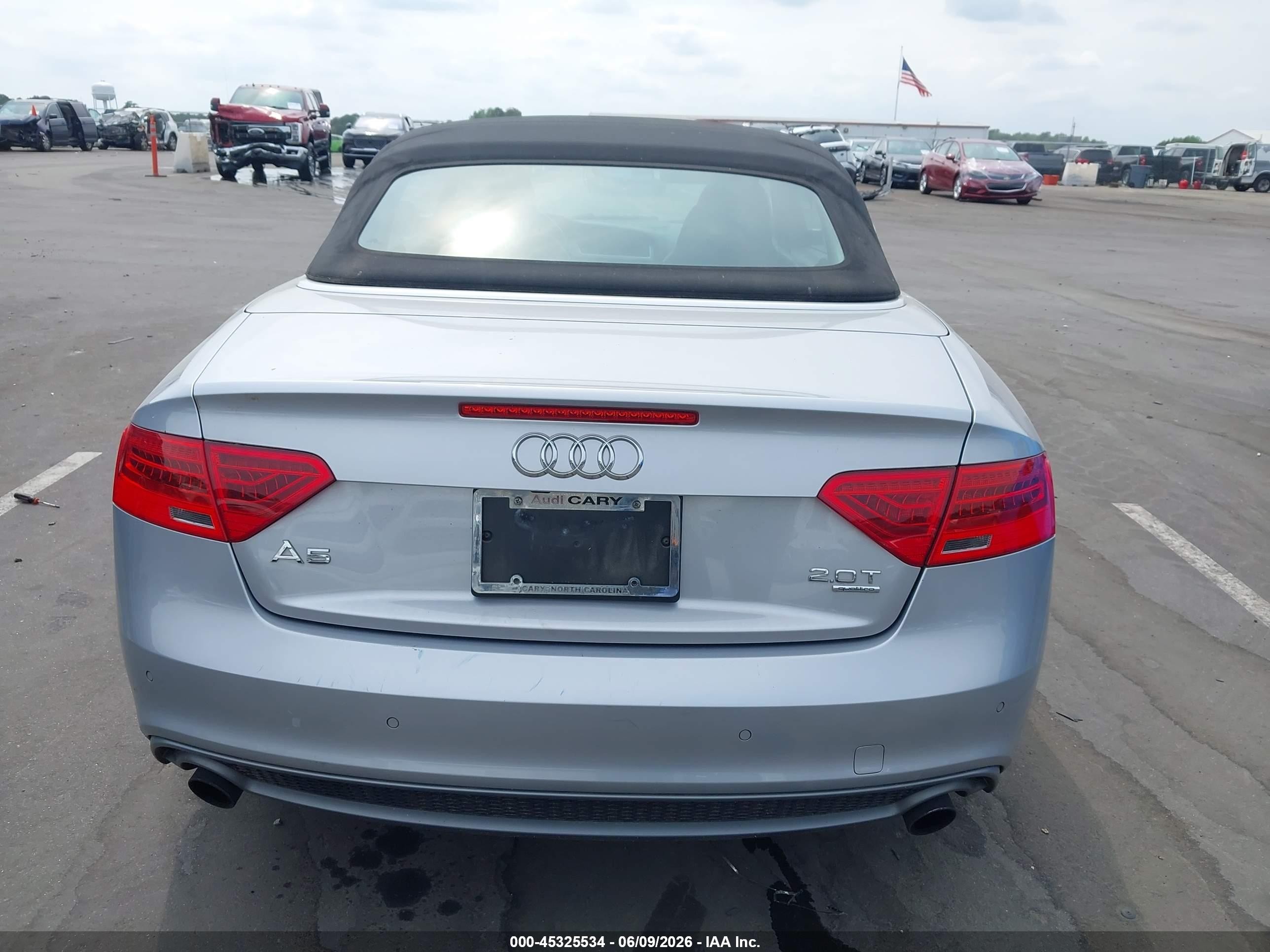 2015 Audi A5 2.0t Premium Silver vin: WAUMFAFHXFN004374