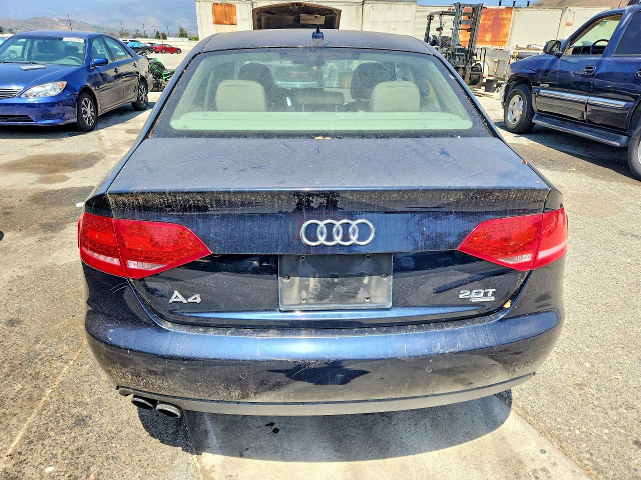 2011 Audi A4 Prestige Blue vin: WAUMFAFL3BN044682