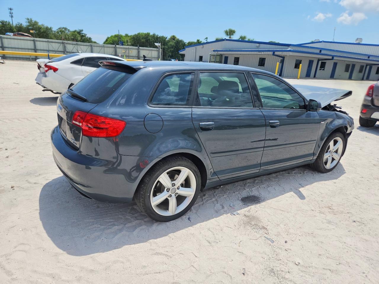 2013 Audi A3 Premium Plus Gray vin: WAUMFAFM1DA033537