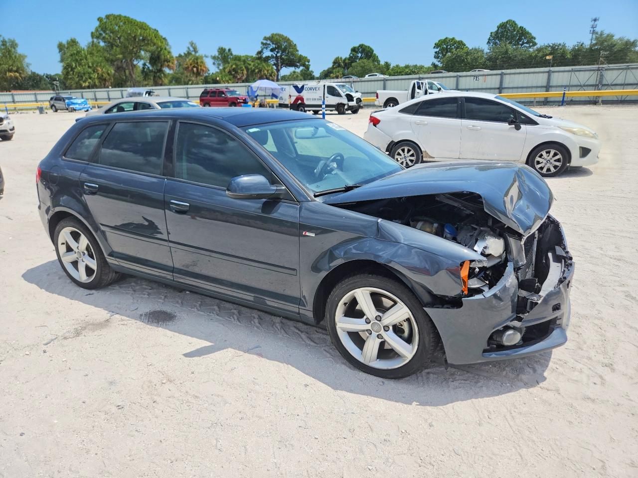 2013 Audi A3 Premium Plus Gray vin: WAUMFAFM1DA033537