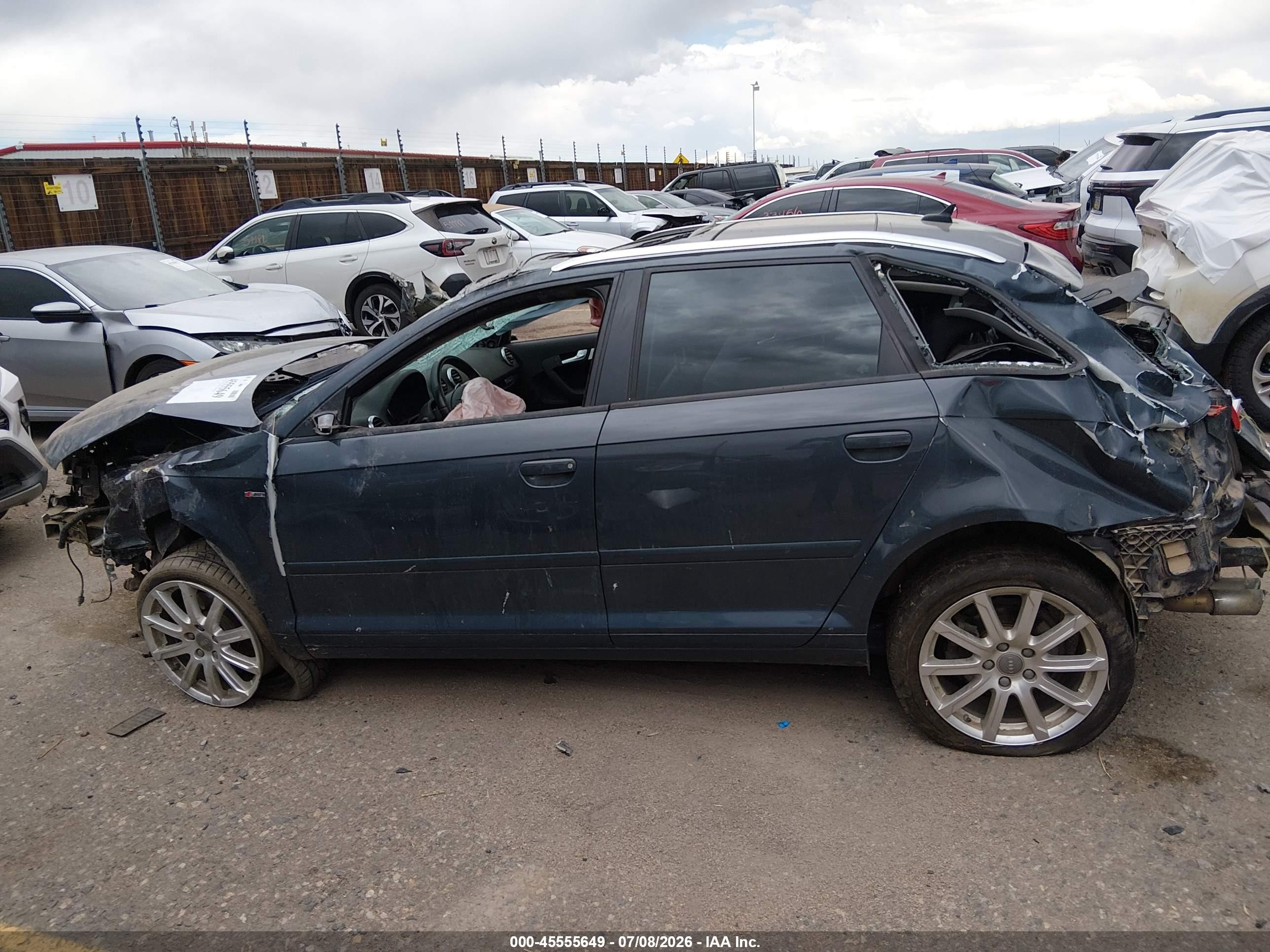 2010 Audi A3 2.0t Premium Teal vin: WAUMFAFM5AA143275