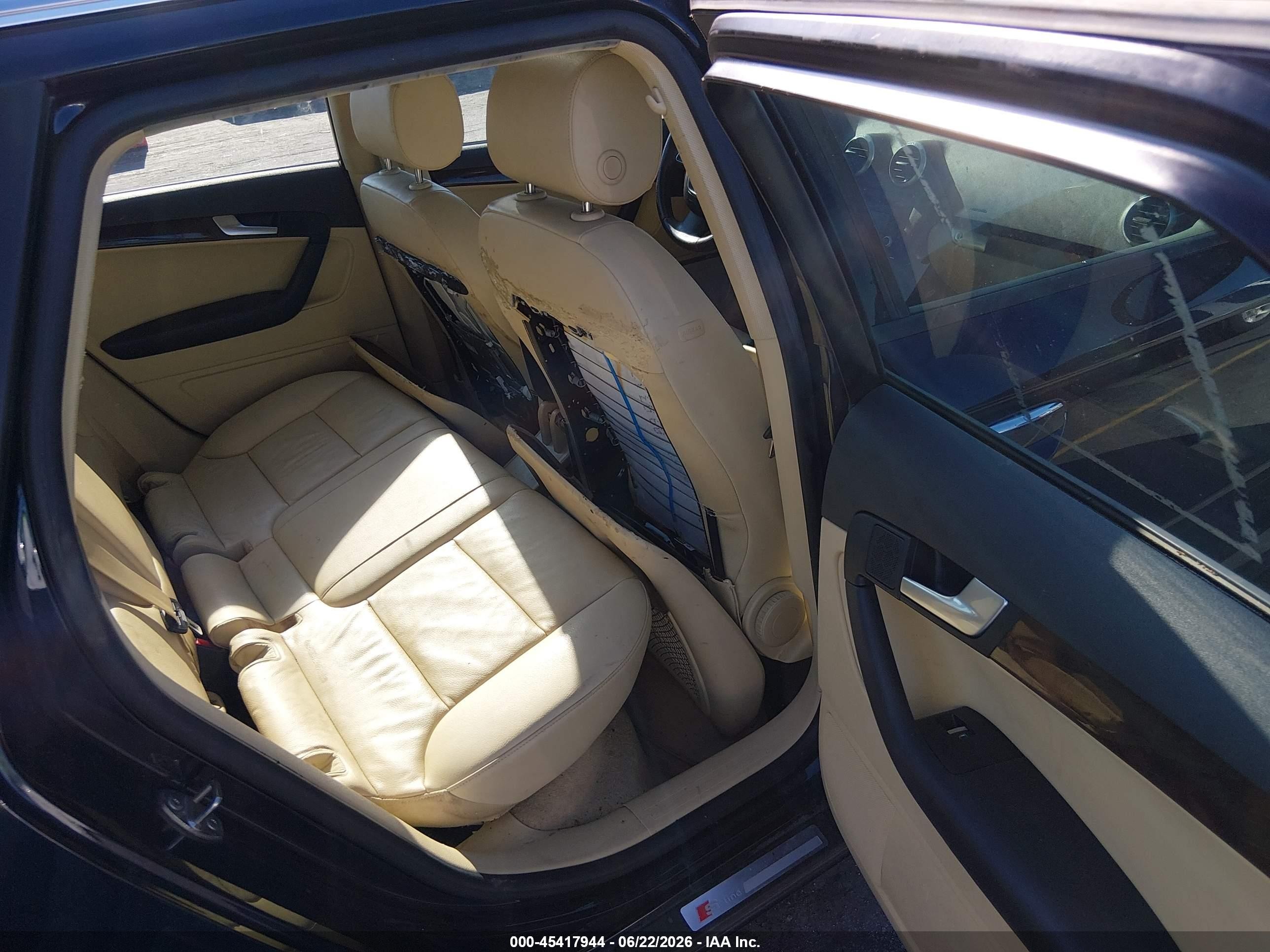 2012 Audi A3 2.0t Premium Plus Blue vin: WAUMFAFM6CA140355