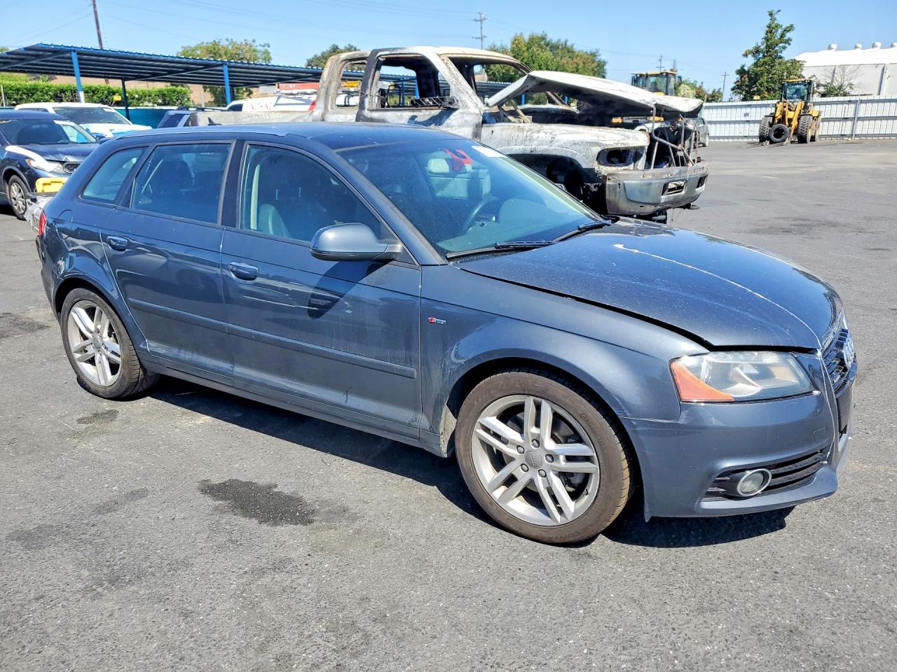 2011 Audi A3 Premium Plus Charcoal vin: WAUMFAFM7BA081072