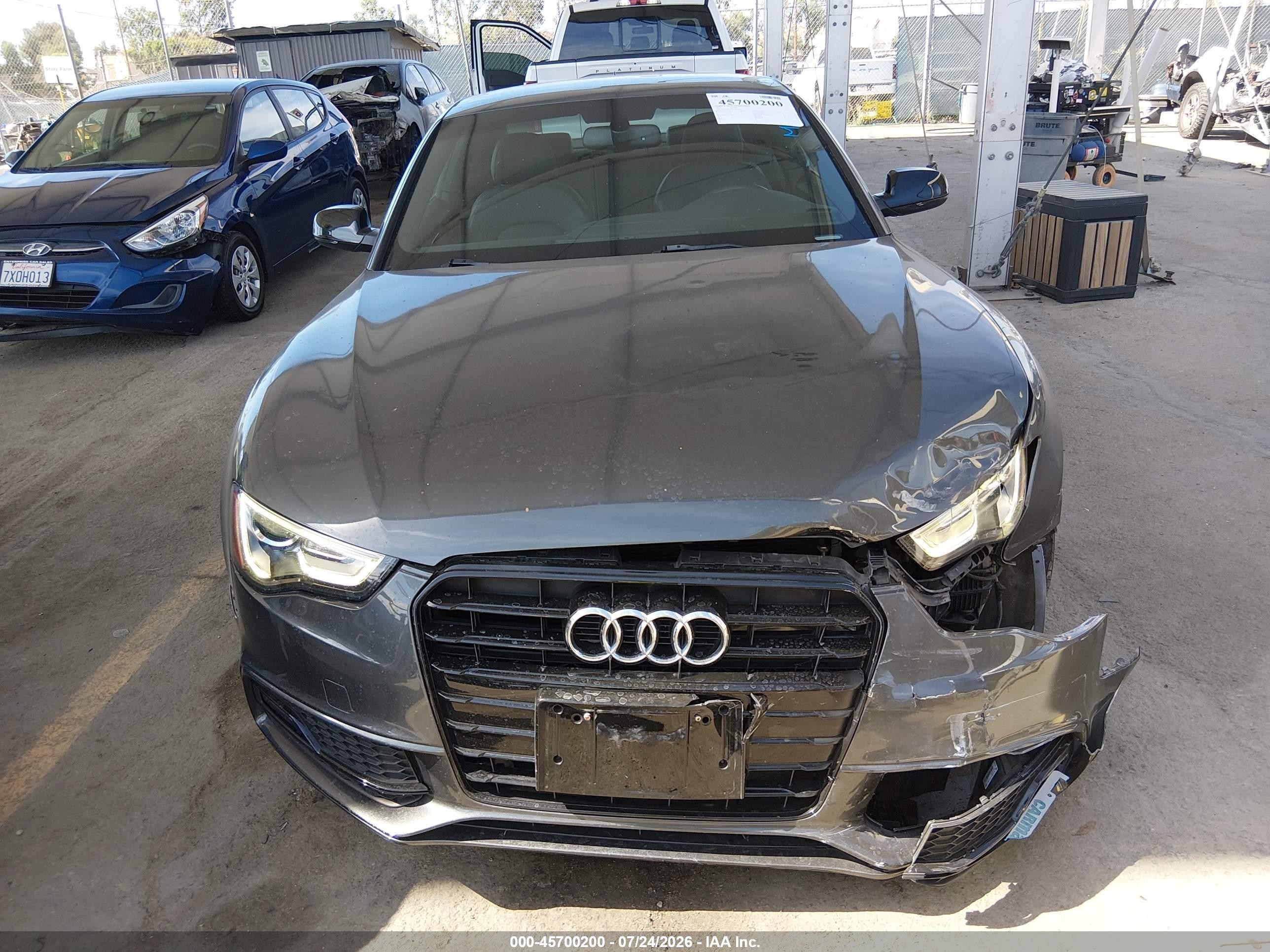 2013 Audi A5 2.0t Premium Gray vin: WAUMFAFR0DA076696