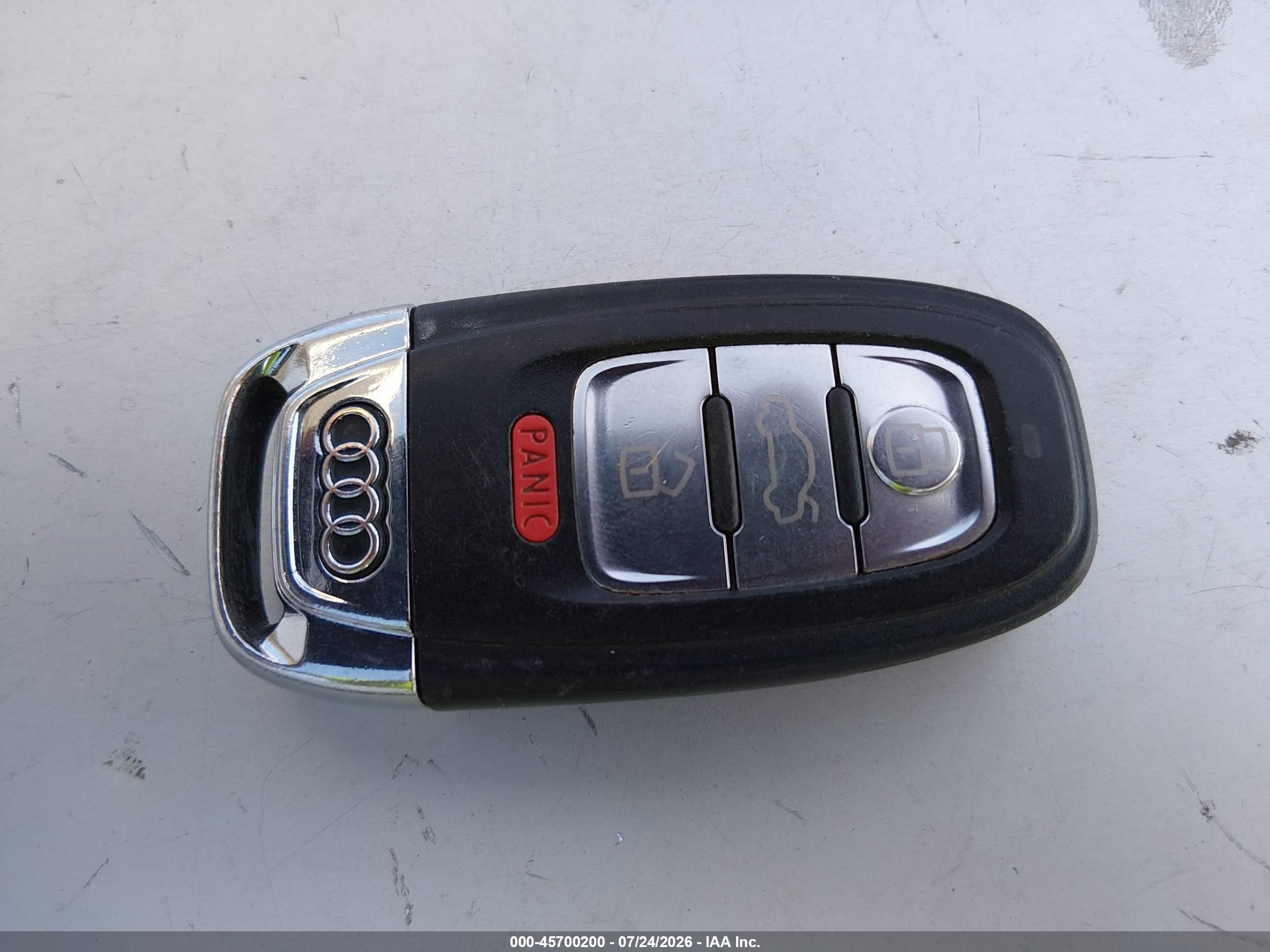 2013 Audi A5 2.0t Premium Gray vin: WAUMFAFR0DA076696