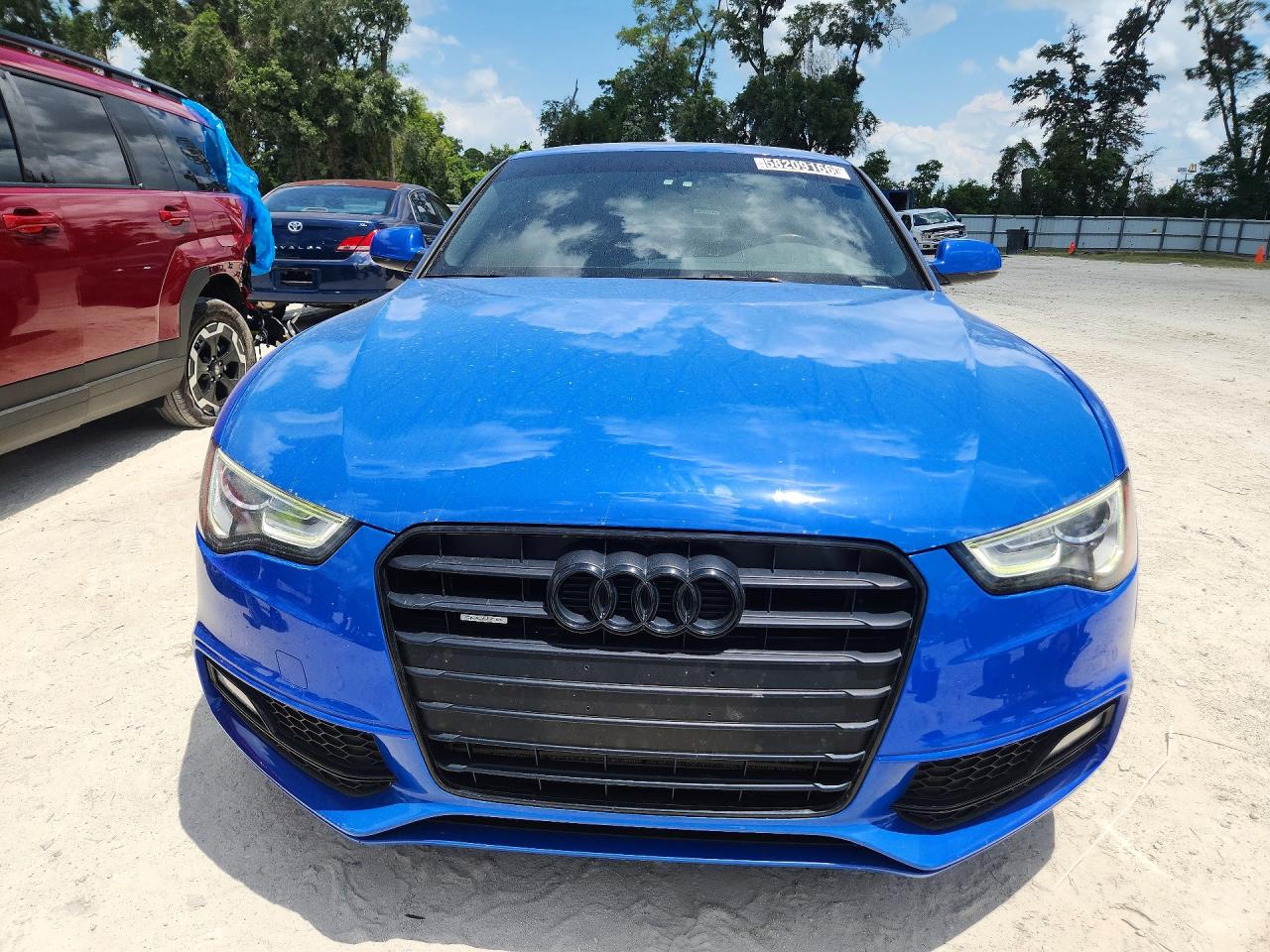 2015 Audi A5 Premium Plus Синий vin: WAUMFAFR1FA031883