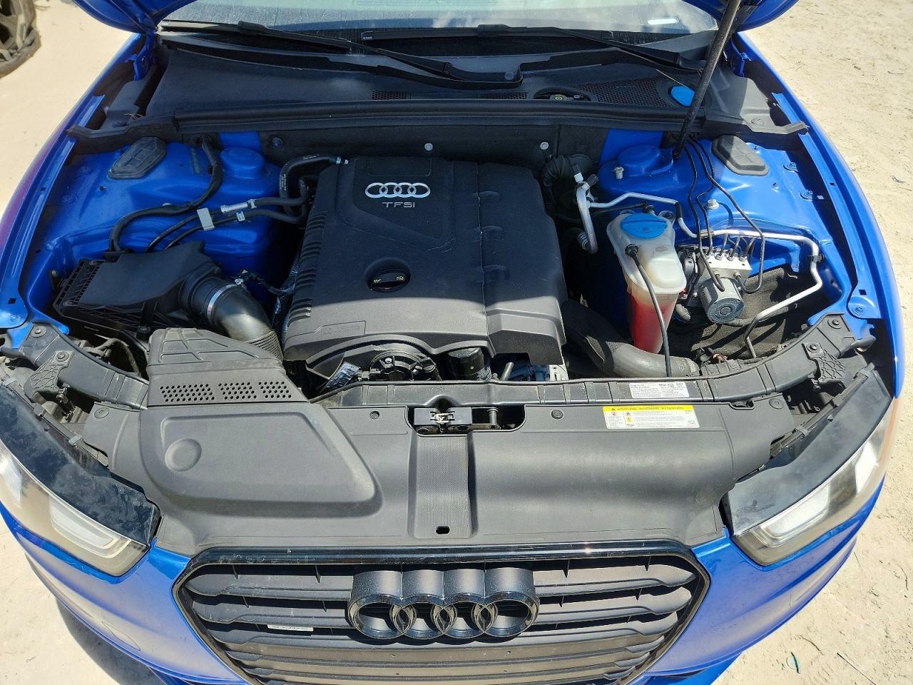 2015 Audi A5 Premium Plus Синий vin: WAUMFAFR1FA031883