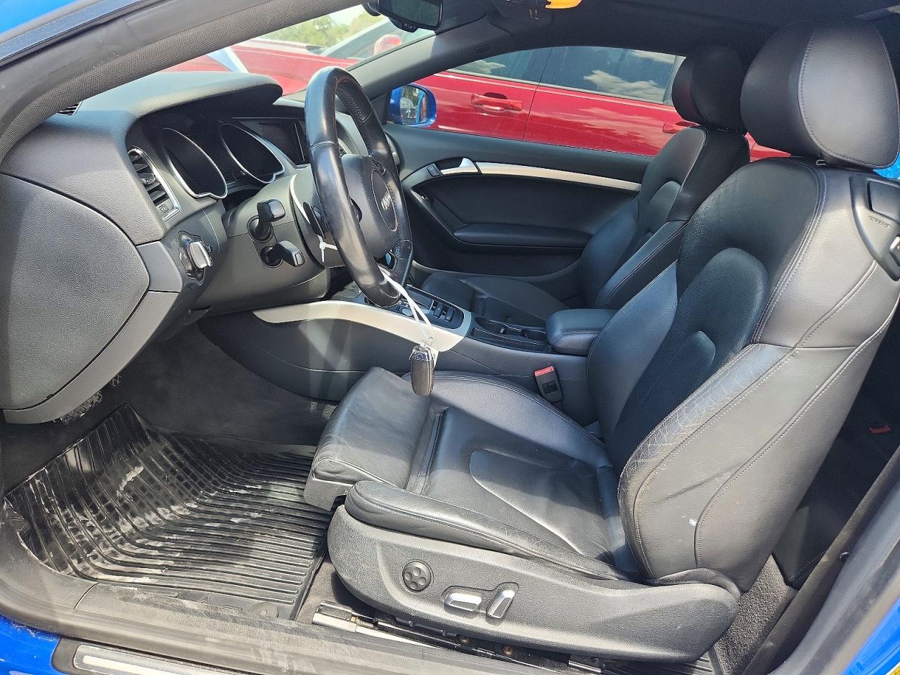 2015 Audi A5 Premium Plus Синий vin: WAUMFAFR1FA031883