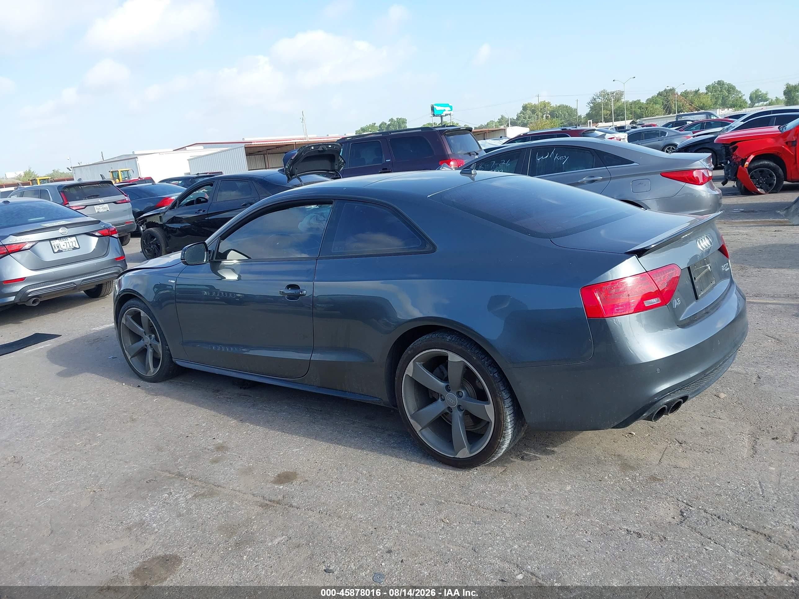 2015 Audi A5 2.0t Premium Серый vin: WAUMFAFR2FA003705