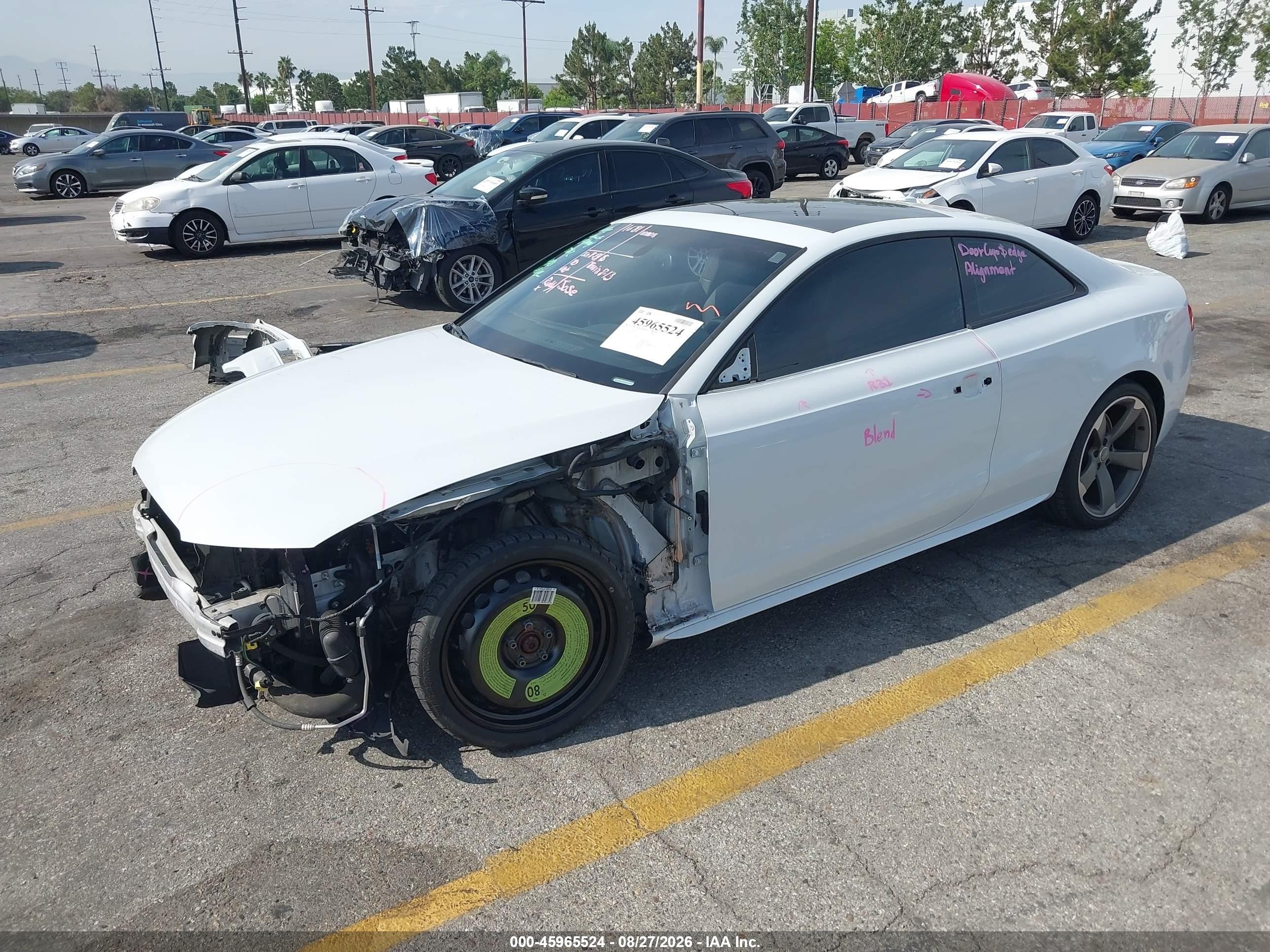2015 Audi A5 2.0t Premium White vin: WAUMFAFR6FA023679