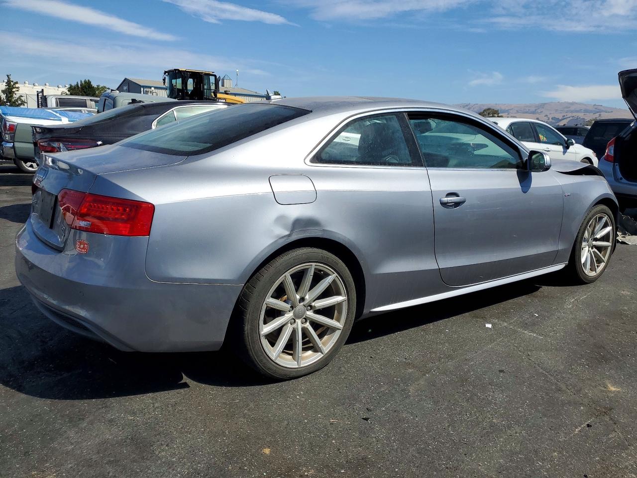 2015 Audi A5 Premium Plus Gray vin: WAUMFAFR8FA052469