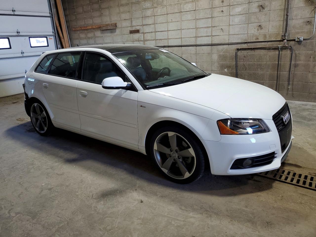 2012 Audi A3 Premium Plus White vin: WAUMFBFM0CA061687