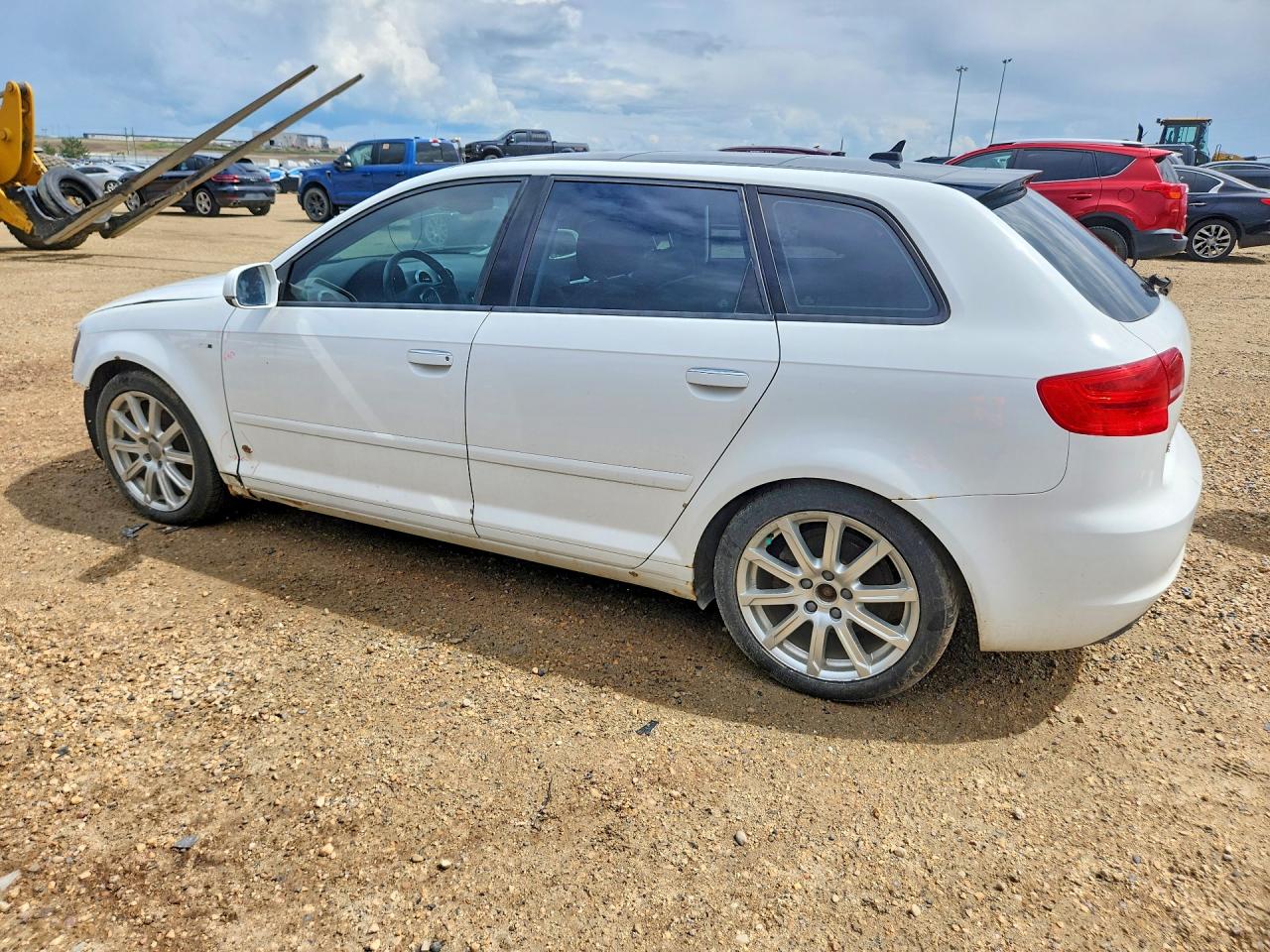 2011 Audi A3 Premium Plus White vin: WAUMFCFM0BA097206