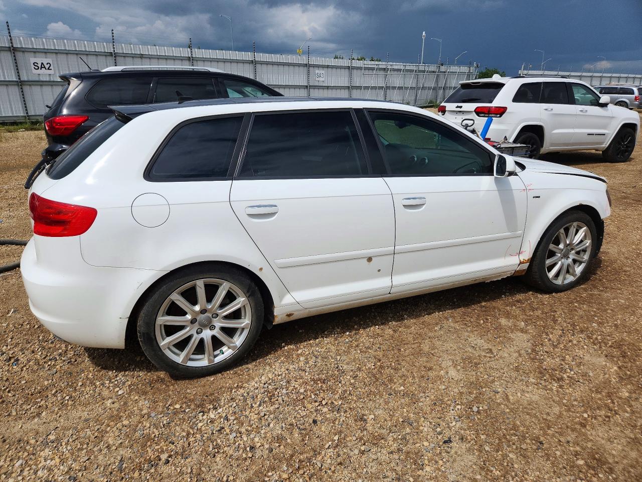 2011 Audi A3 Premium Plus White vin: WAUMFCFM0BA097206
