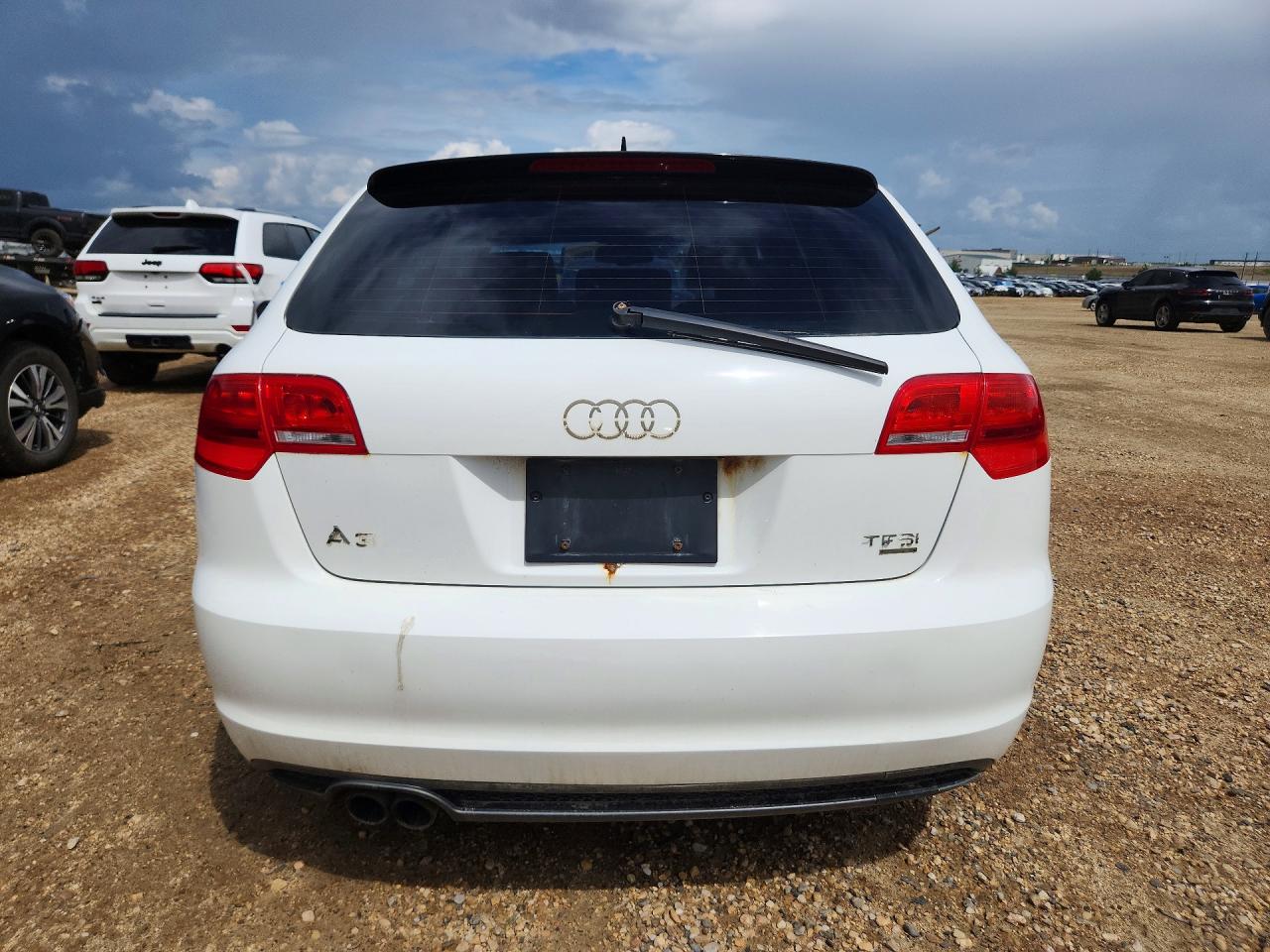 2011 Audi A3 Premium Plus White vin: WAUMFCFM0BA097206