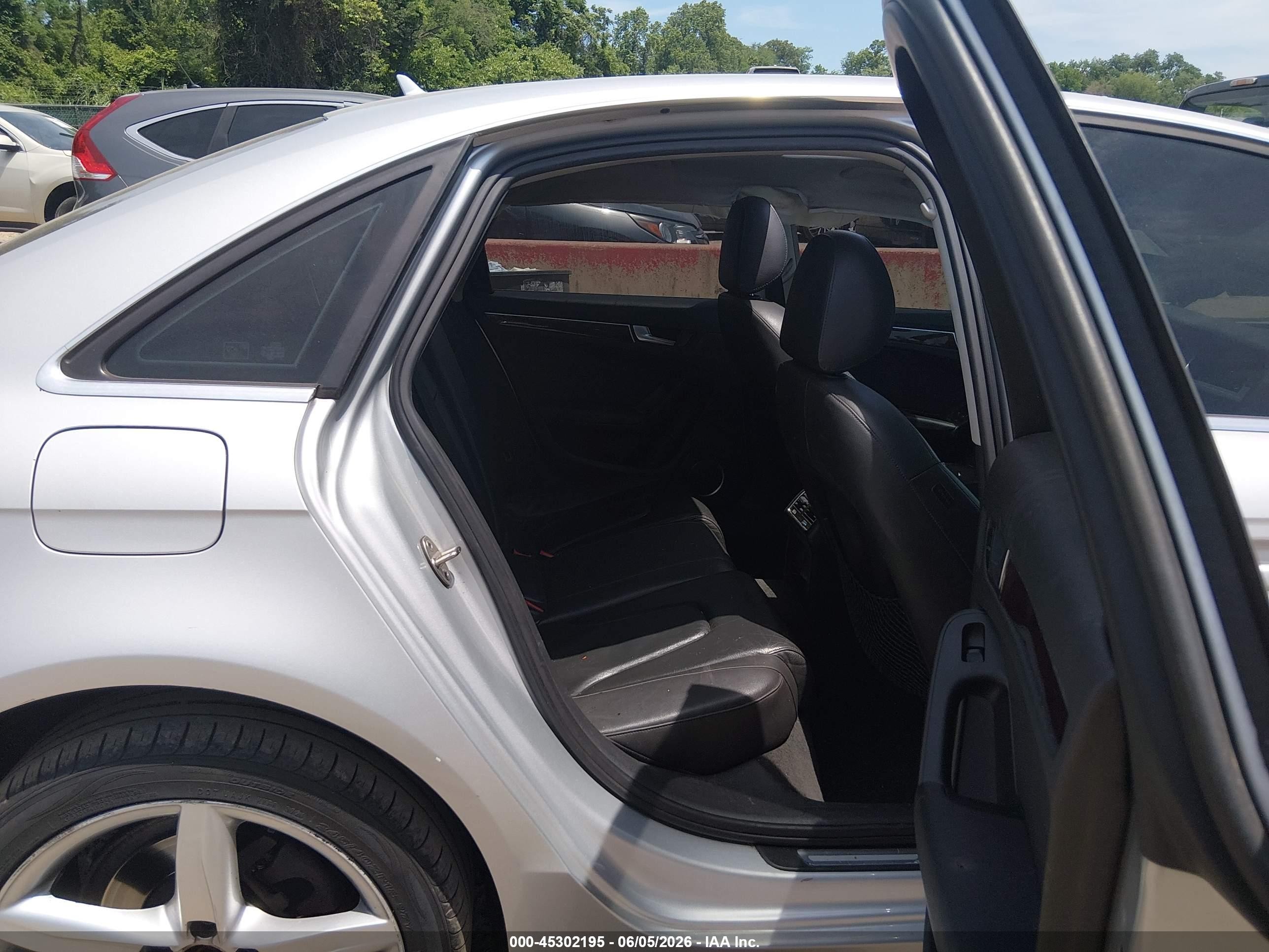 2009 Audi A4 3.2 Premium Plus Silver vin: WAUMK78K29A078553