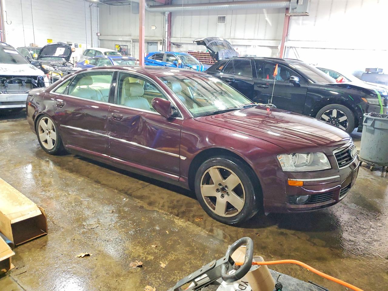 2004 Audi A8 L Quattro Burgundy vin: WAUML44E54N004458