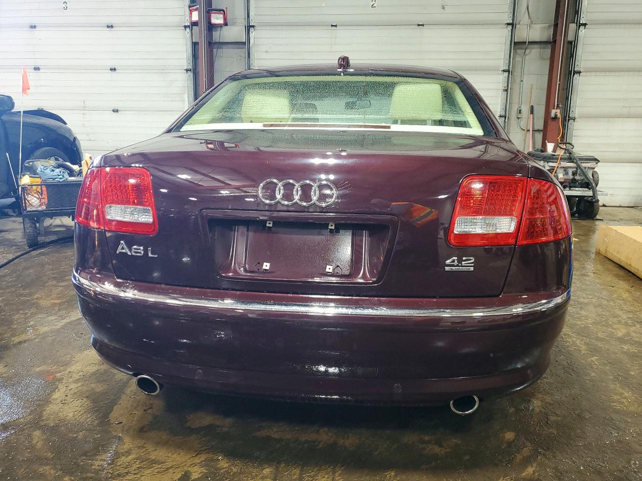 2004 Audi A8 L Quattro Burgundy vin: WAUML44E54N004458