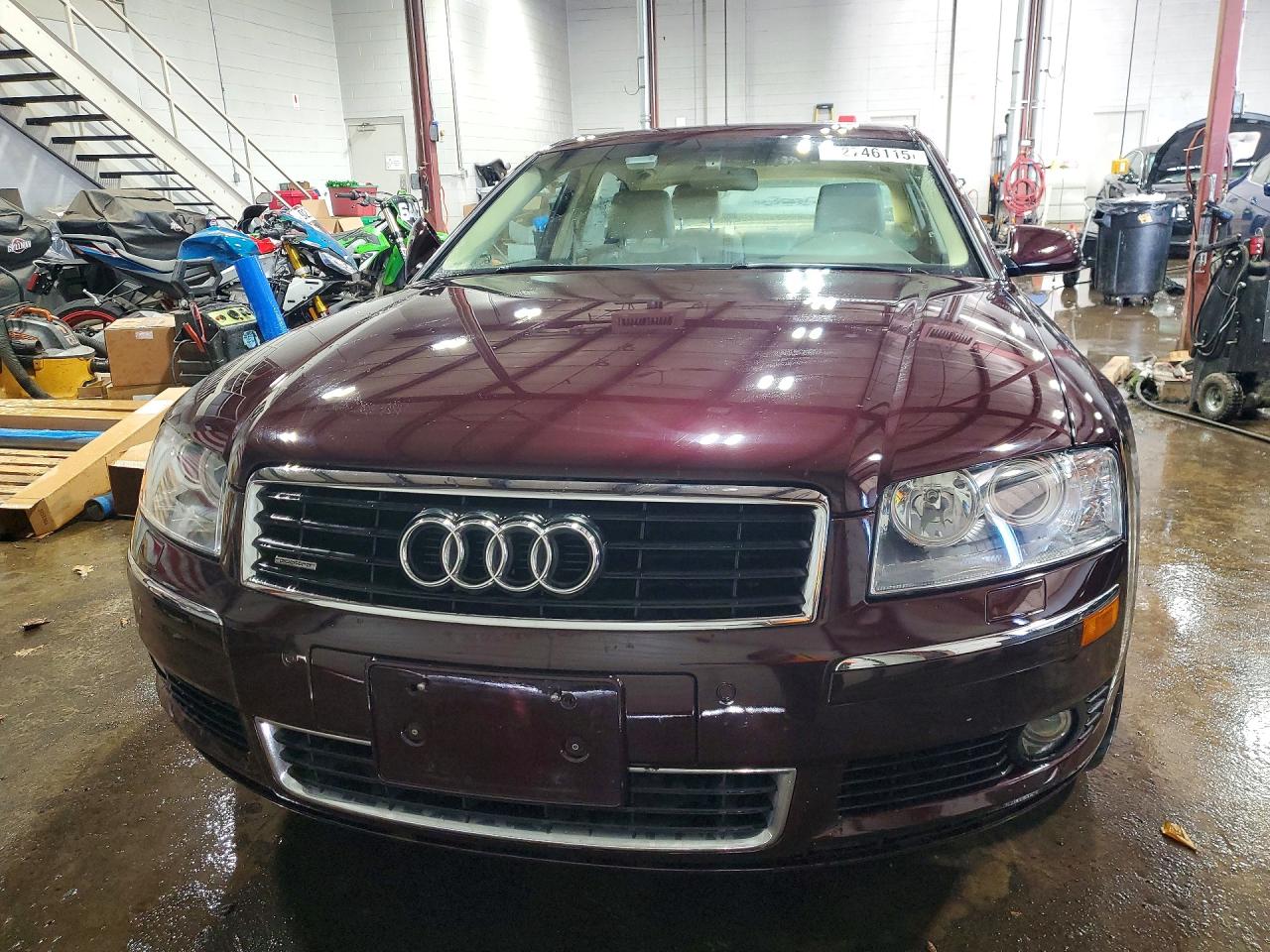 2004 Audi A8 L Quattro Burgundy vin: WAUML44E54N004458