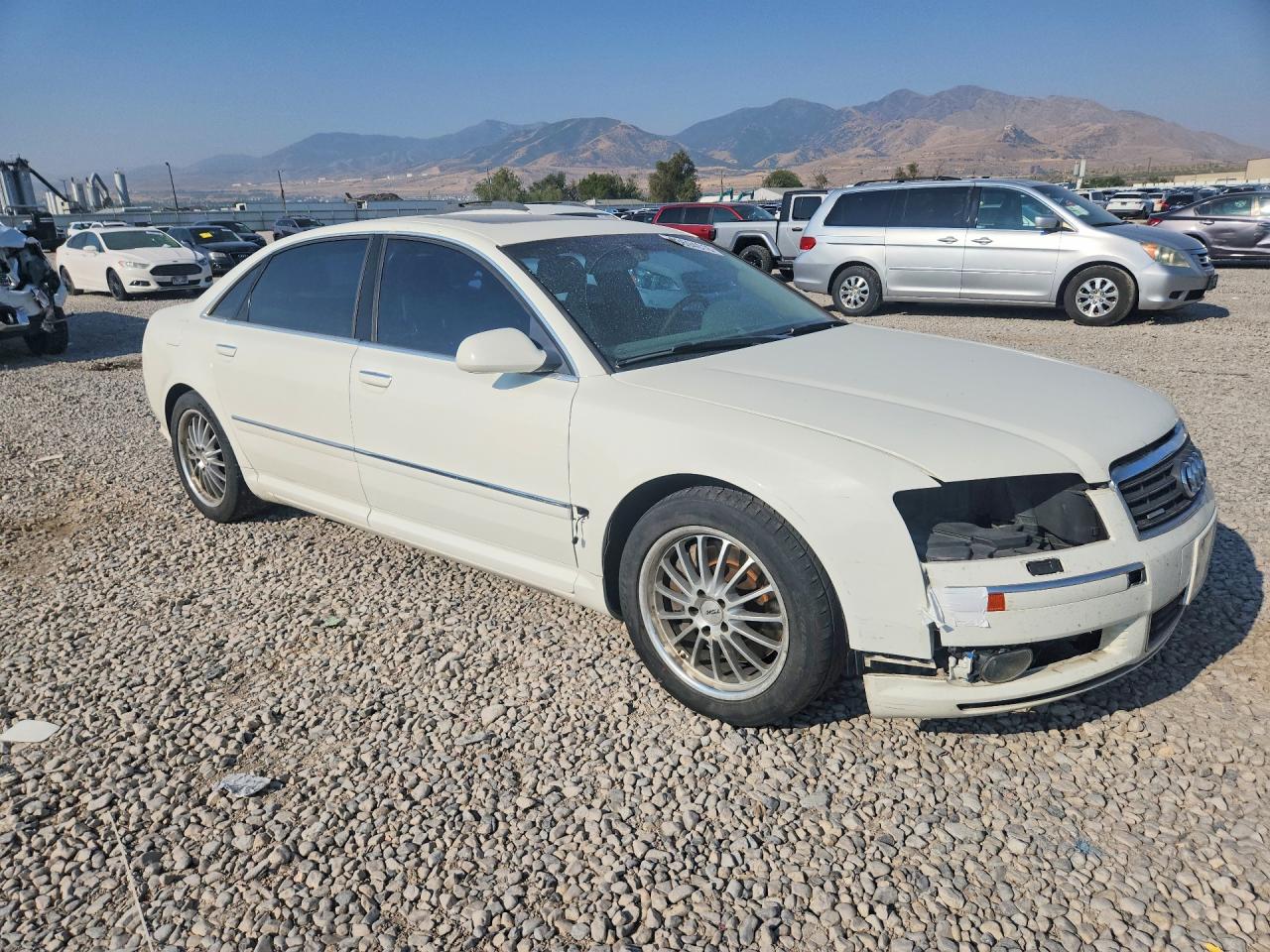 2005 Audi A8 L Quattro White vin: WAUML44E75N013227
