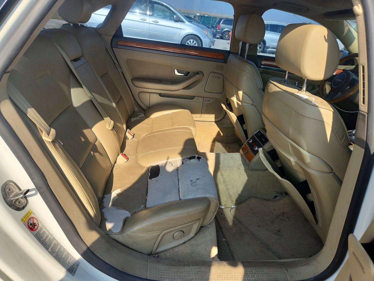 2005 Audi A8 L Quattro White vin: WAUML44E75N013227