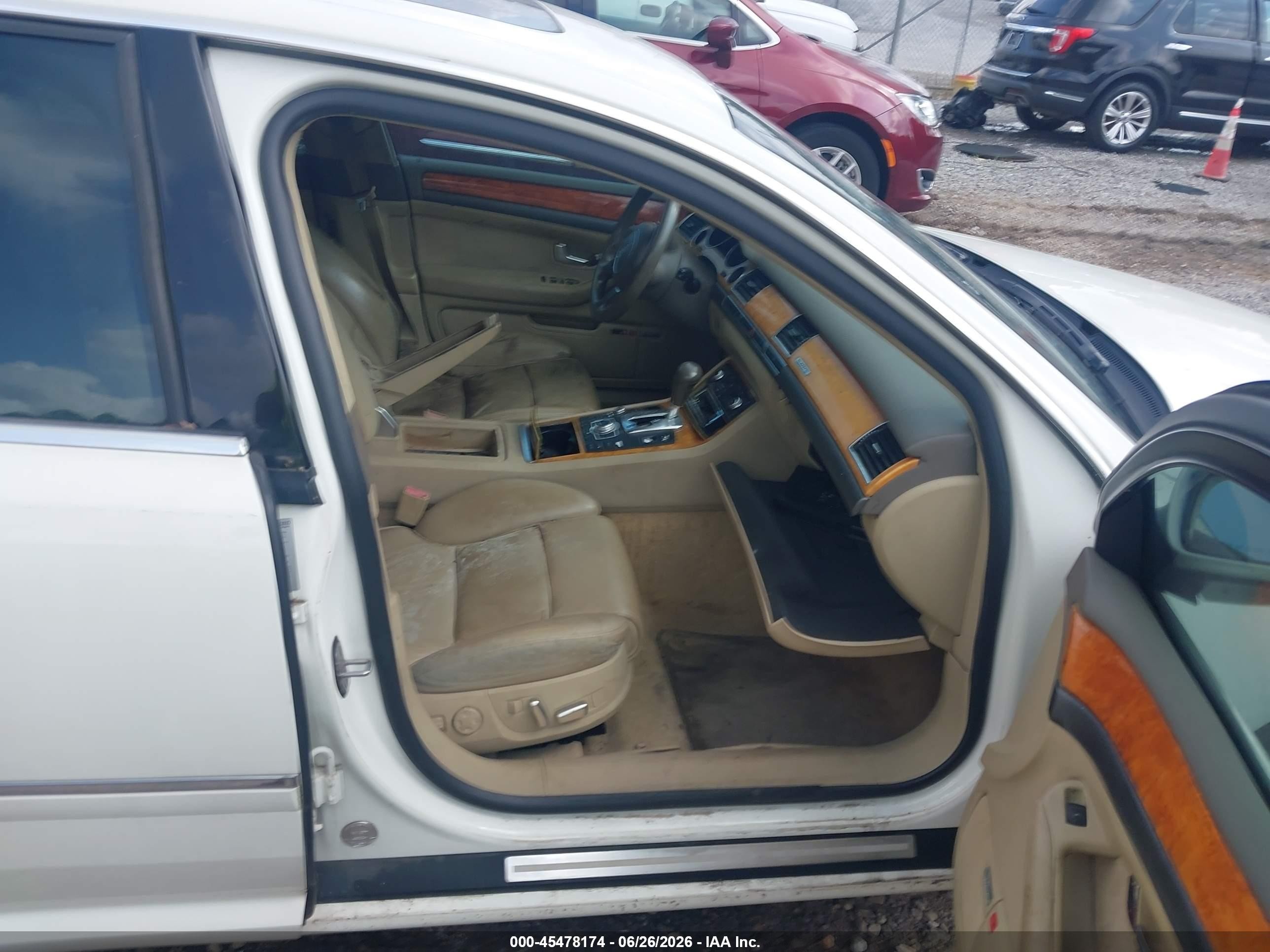 2005 Audi A8 L 4.2 White vin: WAUML44EX5N004229