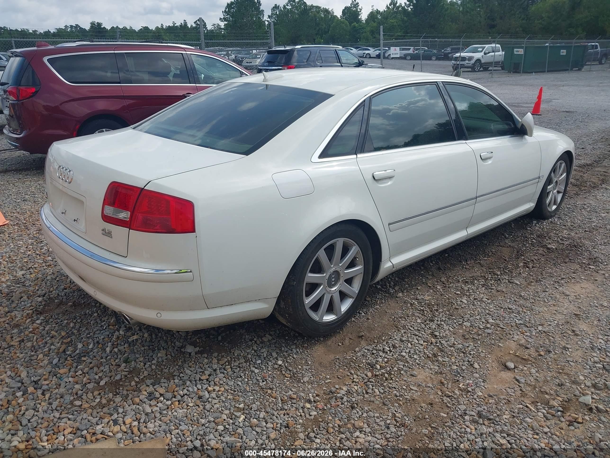 2005 Audi A8 L 4.2 White vin: WAUML44EX5N004229