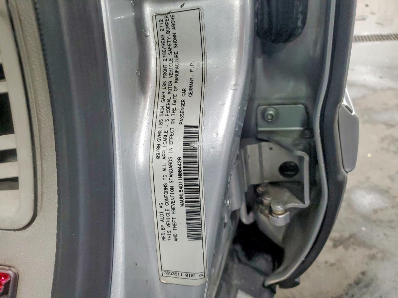 2001 Audi A8 L Quattro Silver vin: WAUML54D11N004420