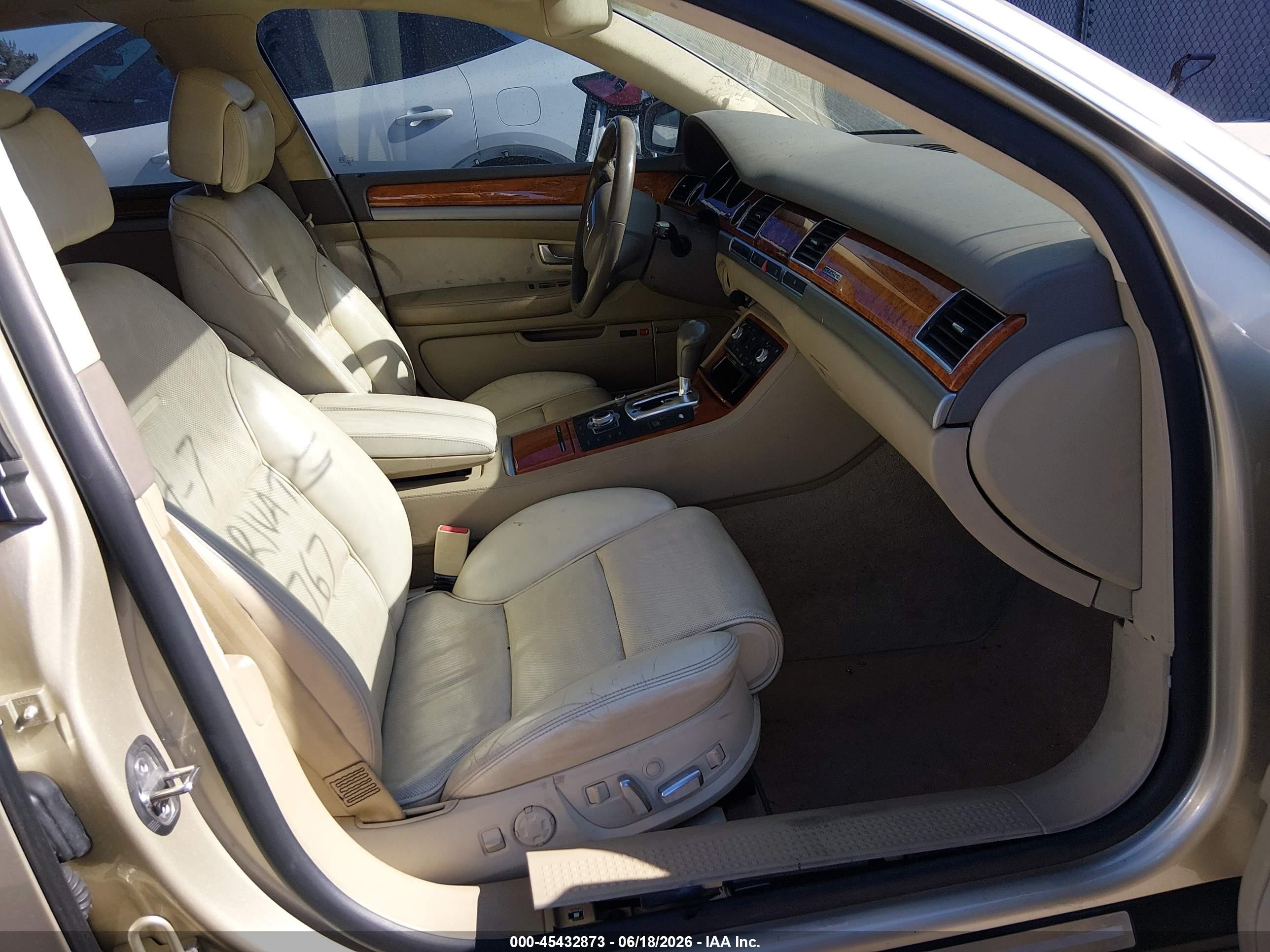 2007 Audi A8 L 4.2 Champagne vin: WAUMV44E47N014767
