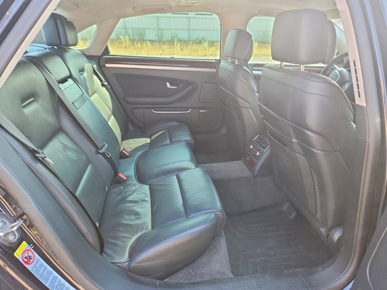 2009 Audi A8 L Quattro Black vin: WAUMV94E49N002473