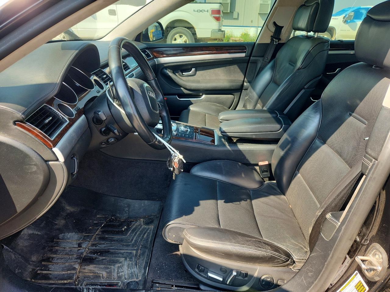 2009 Audi A8 L Quattro Black vin: WAUMV94E49N002473