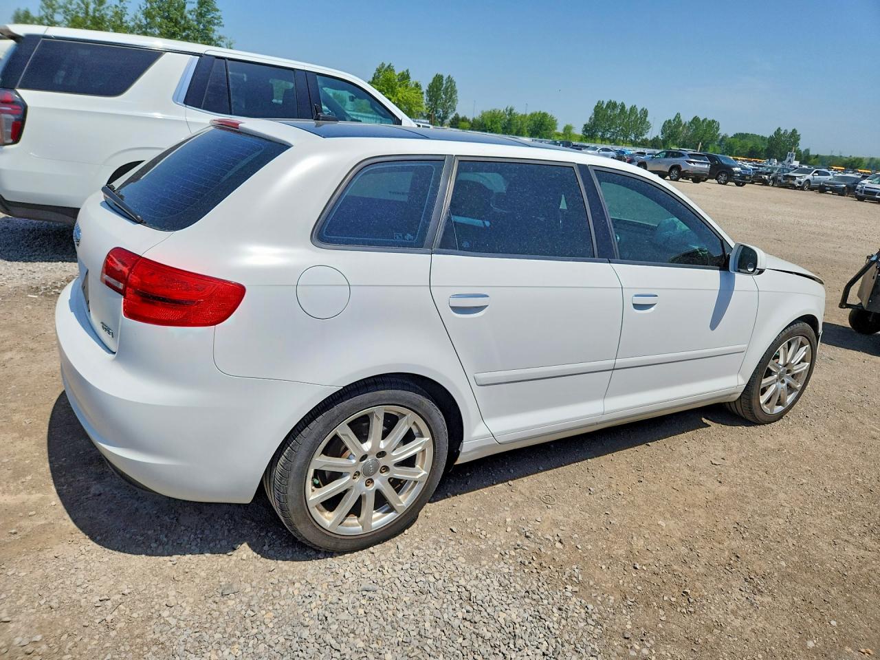 2011 Audi A3 Premium White vin: WAUNFCFM4BA167780