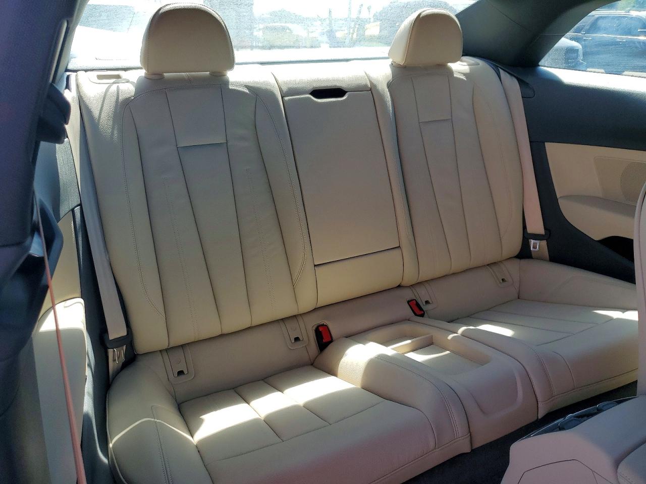 2018 Audi A5 Premium White vin: WAUNNAF55JA094918