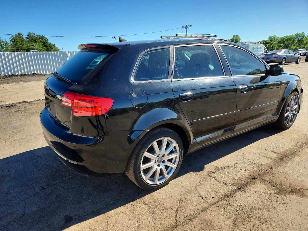 2012 Audi A3 Premium Plus Черный vin: WAUPFAFM7CA017418