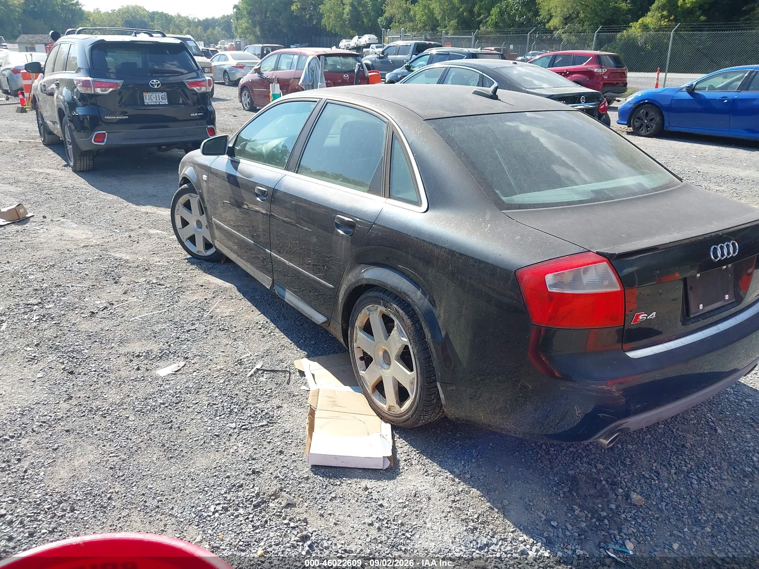 2005 Audi S4 4.2 Black vin: WAUPL68E25A037073