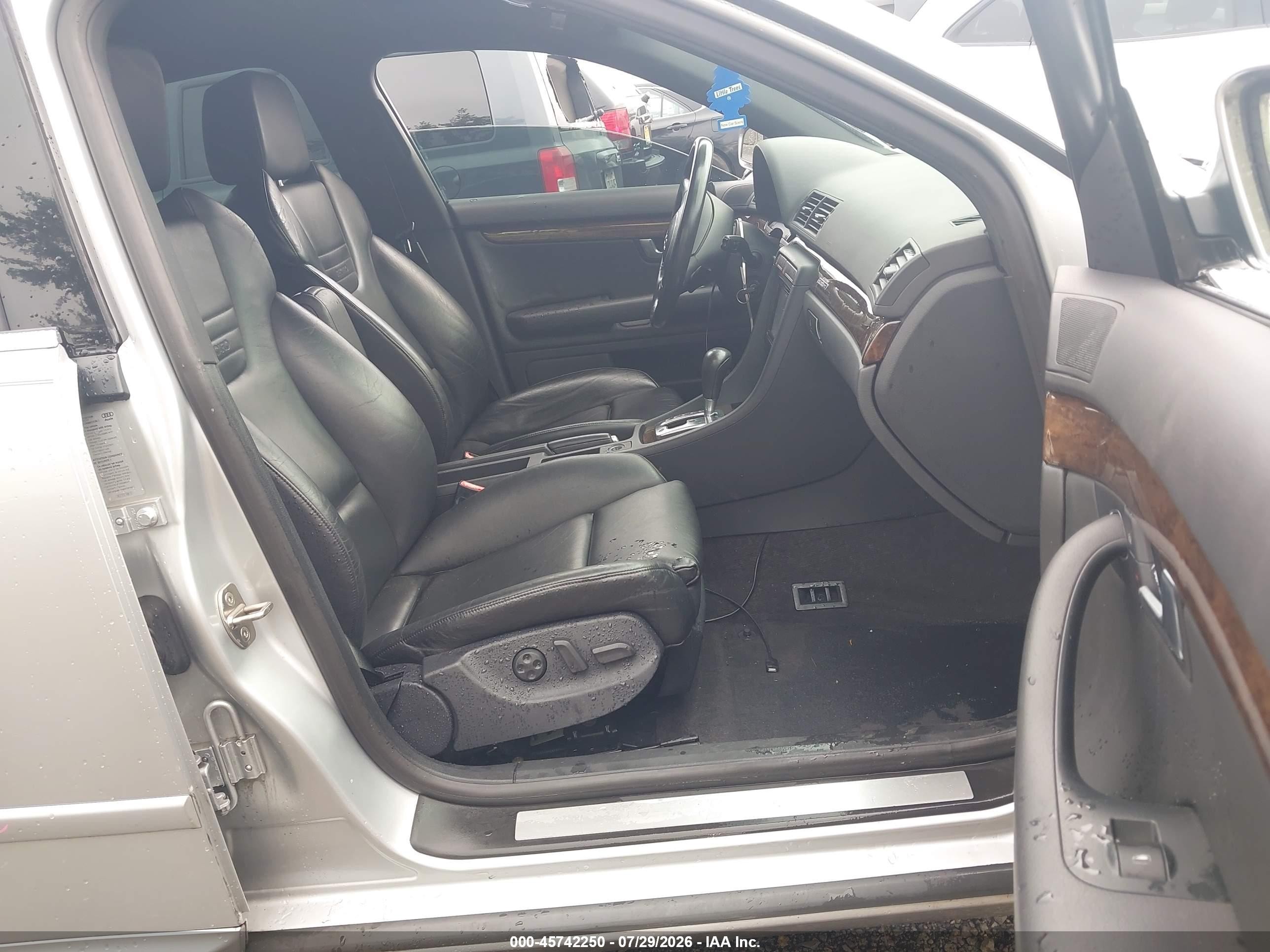 2004 Audi S4 4.2 Silver vin: WAUPL68E44A290040