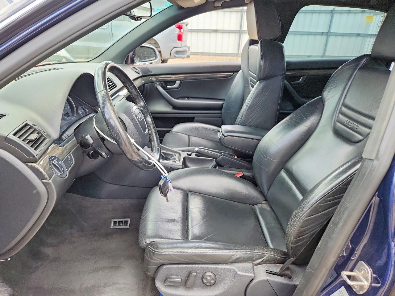 2005 Audi S4 Blue vin: WAUPL68E45A090910