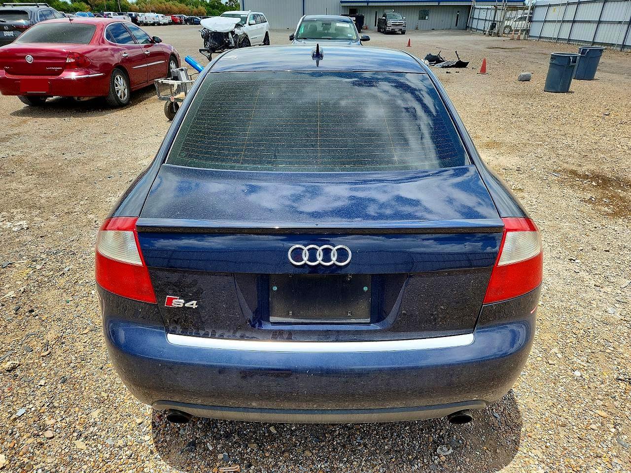 2005 Audi S4 Blue vin: WAUPL68E45A090910
